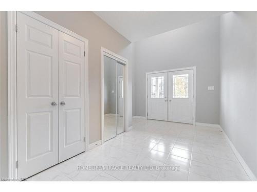 28 Everton Drive Drive, Guelph, ON - Indoor Photo Showing Other Room