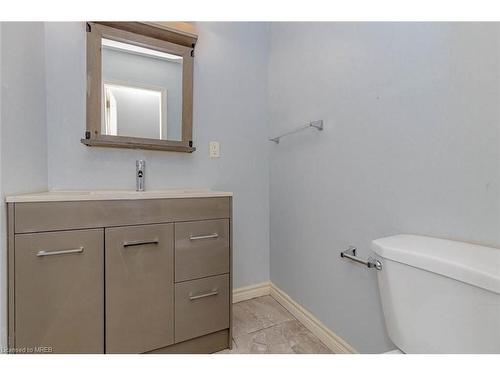 51 Francis Street, Hamilton, ON - Indoor Photo Showing Bathroom