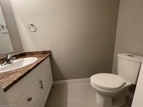 184 Wheat Lane, Kitchener, ON - Indoor Photo Showing Bathroom