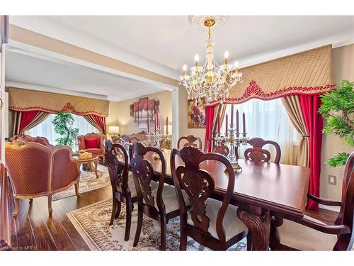 6300 Giovina Drive, Niagara Falls, ON - Indoor Photo Showing Dining Room