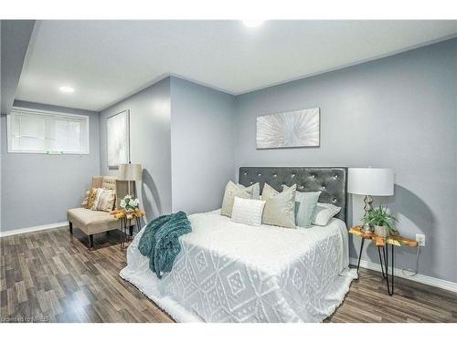 4-2500 Post Road, Oakville, ON - Indoor Photo Showing Bedroom