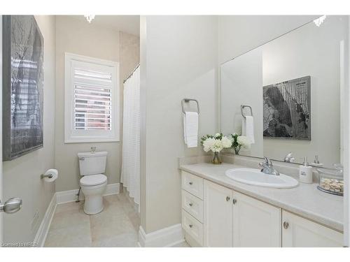 9 Lookout Court, Georgetown, ON - Indoor Photo Showing Bathroom