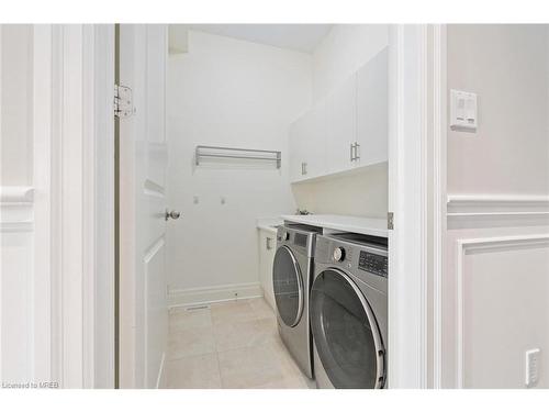 9 Lookout Court, Georgetown, ON - Indoor Photo Showing Laundry Room