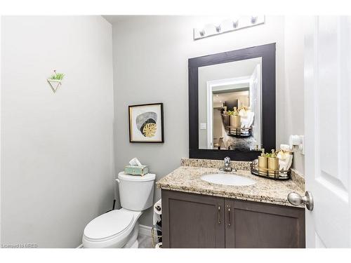 250 Nashville Circle, Hamilton, ON - Indoor Photo Showing Bathroom