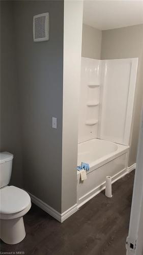37 Dell Street, Sudbury, ON - Indoor Photo Showing Bathroom