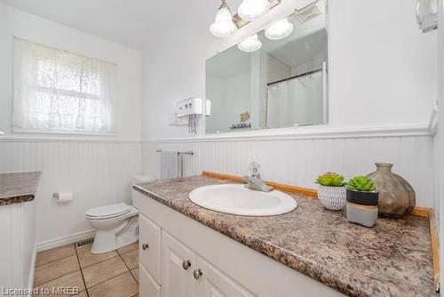 1478 Wise Avenue, Burlington, ON - Indoor Photo Showing Bathroom