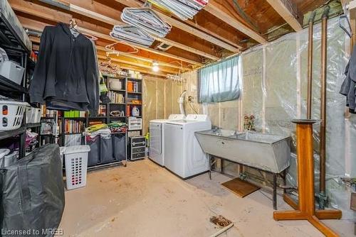 1478 Wise Avenue, Burlington, ON - Indoor Photo Showing Laundry Room