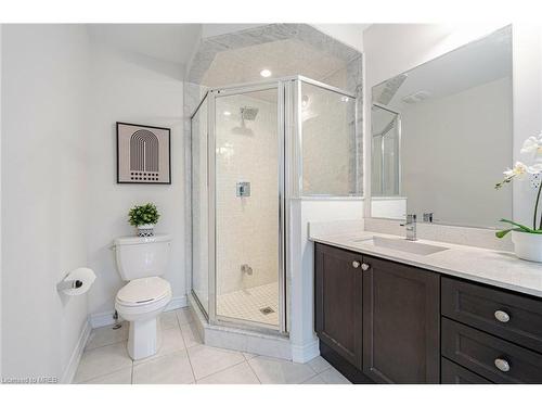 118 Taylor Avenue, Guelph/Eramosa, ON - Indoor Photo Showing Bathroom
