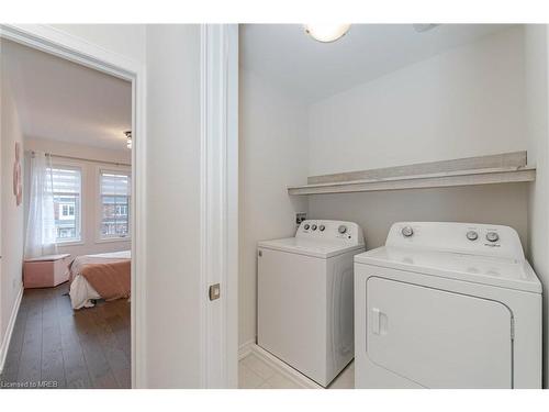 118 Taylor Avenue, Guelph/Eramosa, ON - Indoor Photo Showing Laundry Room
