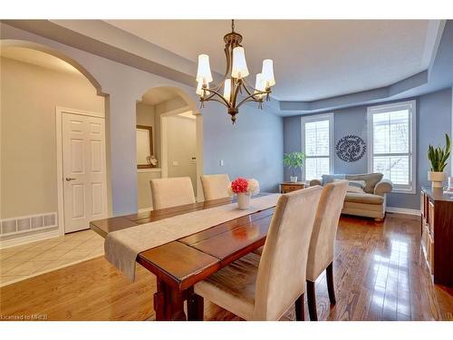 3509 Stonecutter Crescent, Mississauga, ON - Indoor Photo Showing Dining Room