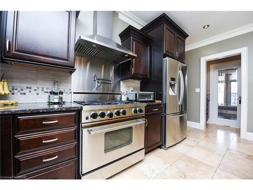 6427 Old Church Road, Caledon, ON - Indoor Photo Showing Kitchen