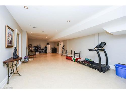 6427 Old Church Road, Caledon, ON - Indoor Photo Showing Gym Room