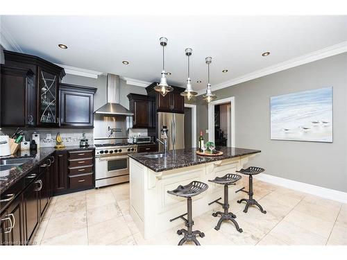 6427 Old Church Road, Caledon, ON - Indoor Photo Showing Kitchen With Upgraded Kitchen