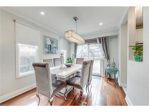 2830 Andorra Circle, Mississauga, ON - Indoor Photo Showing Dining Room