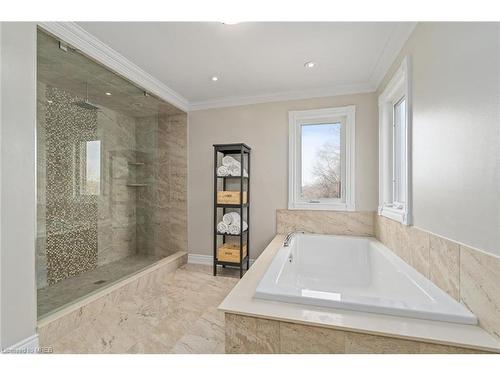 17 Oak Ridge Drive, Glen Williams, ON - Indoor Photo Showing Bathroom