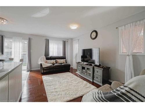 54 Palleschi Drive, Brampton, ON - Indoor Photo Showing Living Room