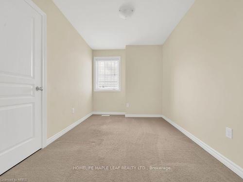 88 Decorso Drive, Guelph, ON - Indoor Photo Showing Other Room