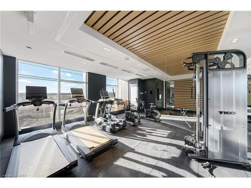 1307-345 Wheat Boom Drive, Oakville, ON - Indoor Photo Showing Gym Room