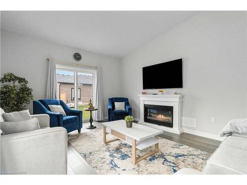 10-550 Grey Street, Brantford, ON - Indoor Photo Showing Living Room With Fireplace