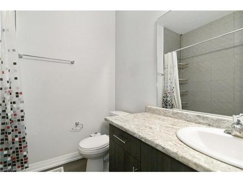 10-550 Grey Street, Brantford, ON - Indoor Photo Showing Bathroom