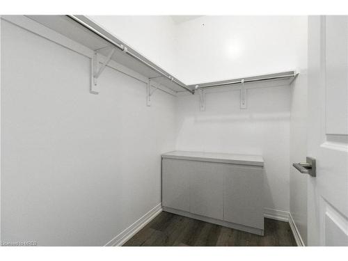 10-550 Grey Street, Brantford, ON - Indoor With Storage