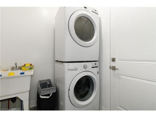 10-550 Grey Street, Brantford, ON - Indoor Photo Showing Laundry Room