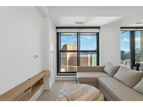 811-200 Sudbury Street, Toronto, ON - Indoor Photo Showing Living Room