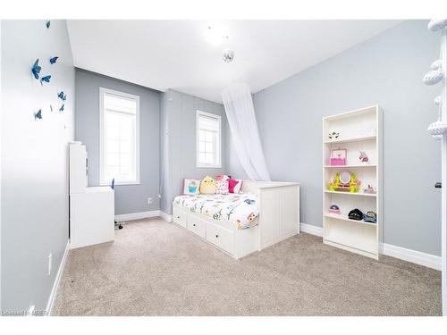 172 Hollybrook Trail, Kitchener, ON - Indoor Photo Showing Bedroom