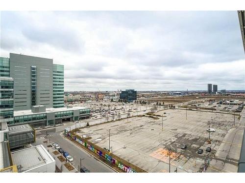 1108-5 Buttermill Avenue, Vaughan, ON - Outdoor With View