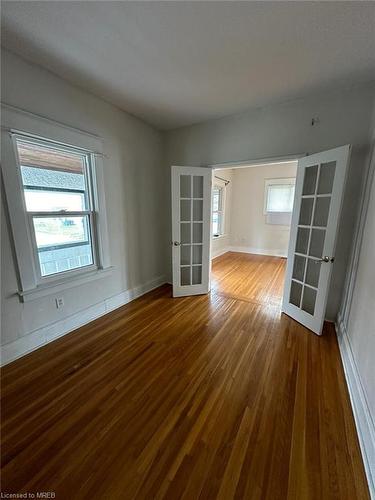 9 Grantham Avenue, St. Catharines, ON - Indoor Photo Showing Other Room
