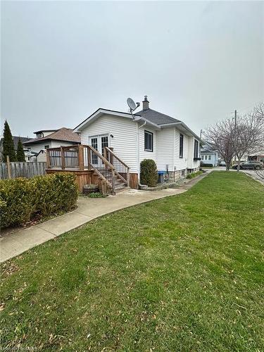 9 Grantham Avenue, St. Catharines, ON - Outdoor