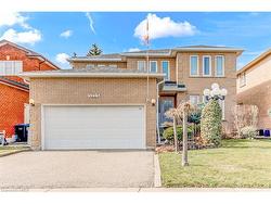 5225 Swiftcurrent Trail  Mississauga, ON L5R 2H9