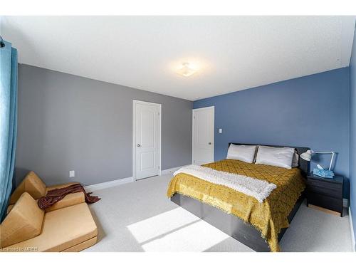 164 Morden Drive, Shelbourne, ON - Indoor Photo Showing Bedroom