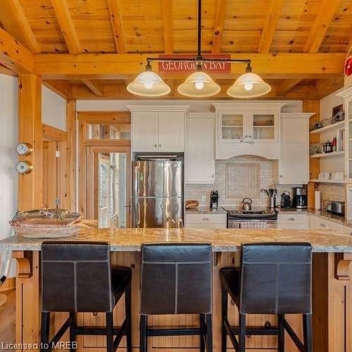 65 B321 Pt. Frying Pan Island, Parry Sound, ON - Indoor Photo Showing Kitchen