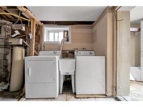 65 Brooklyne Road, Cambridge, ON - Indoor Photo Showing Laundry Room