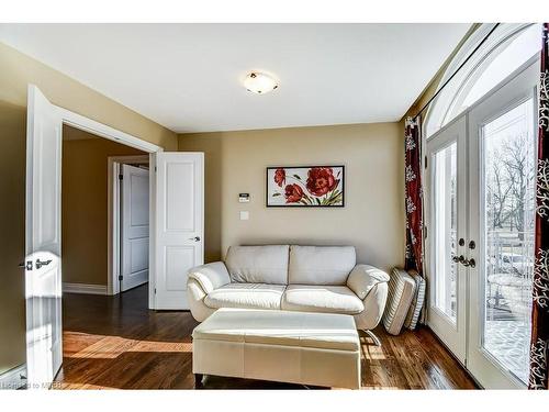 591 Lakeside Avenue, Mississauga, ON - Indoor Photo Showing Other Room