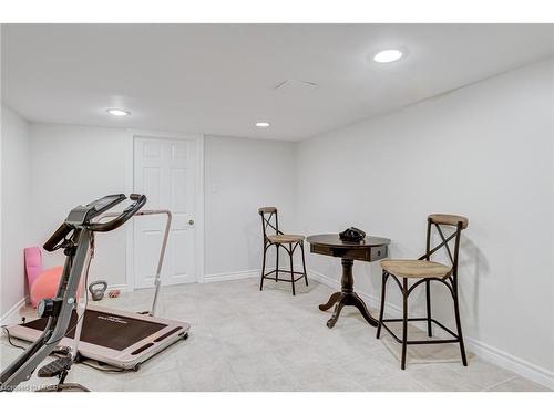 1123 Fair Birch Drive, Mississauga, ON - Indoor Photo Showing Gym Room