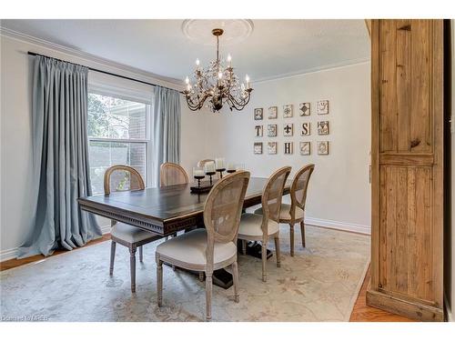 1123 Fair Birch Drive, Mississauga, ON - Indoor Photo Showing Dining Room