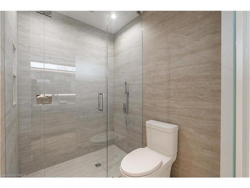 21 Tyre Avenue, Toronto, ON - Indoor Photo Showing Bathroom