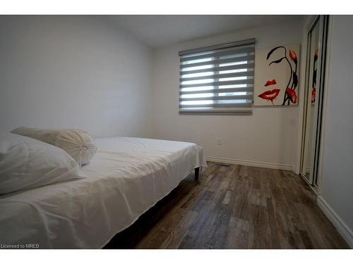 147 Muriel Crescent, London, ON - Indoor Photo Showing Bedroom