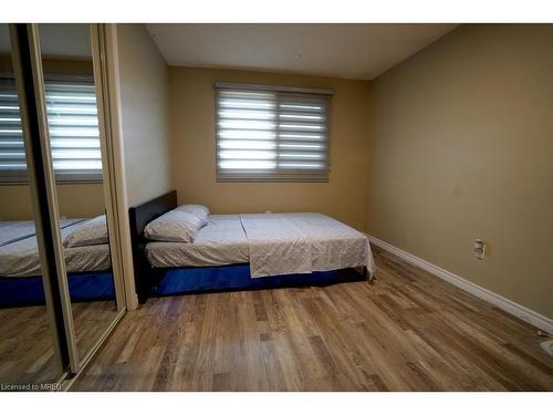 147 Muriel Crescent, London, ON - Indoor Photo Showing Bedroom