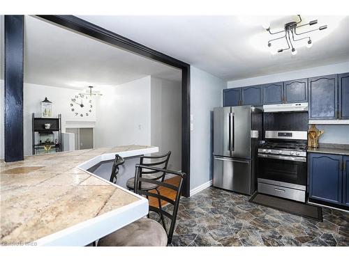 150 Bayview Avenue, Georgina, ON - Indoor Photo Showing Kitchen