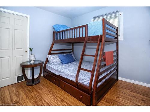 150 Bayview Avenue, Georgina, ON - Indoor Photo Showing Bedroom