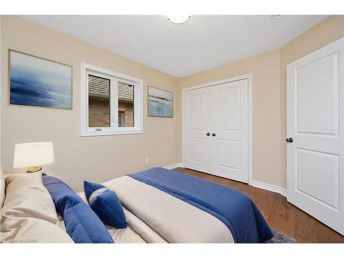 68 Treetops Boulevard, Cookstown, ON - Indoor Photo Showing Bedroom