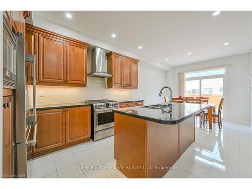 06 Addiscott Street, Brampton, ON - Indoor Photo Showing Kitchen With Upgraded Kitchen