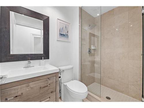 Lph11-2083 Lake Shore Boulevard W, Toronto, ON - Indoor Photo Showing Bathroom