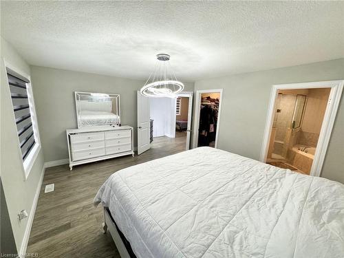 44 Miller Drive, Ancaster, ON - Indoor Photo Showing Bedroom