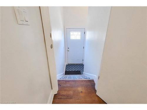 650 Dunn Avenue, Hamilton, ON - Indoor Photo Showing Other Room