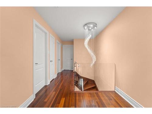 157 Venice Gate Drive, Vaughan, ON - Indoor Photo Showing Other Room
