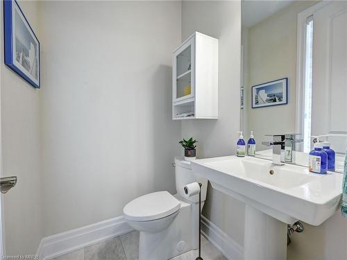 130 Anne Street, Niagara-On-The-Lake, ON - Indoor Photo Showing Bathroom